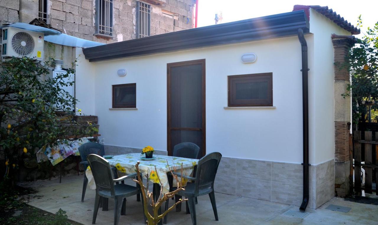 Dog House From Pompei-Amalfi Bed & Breakfast Sant'Antonio Abate Exterior photo